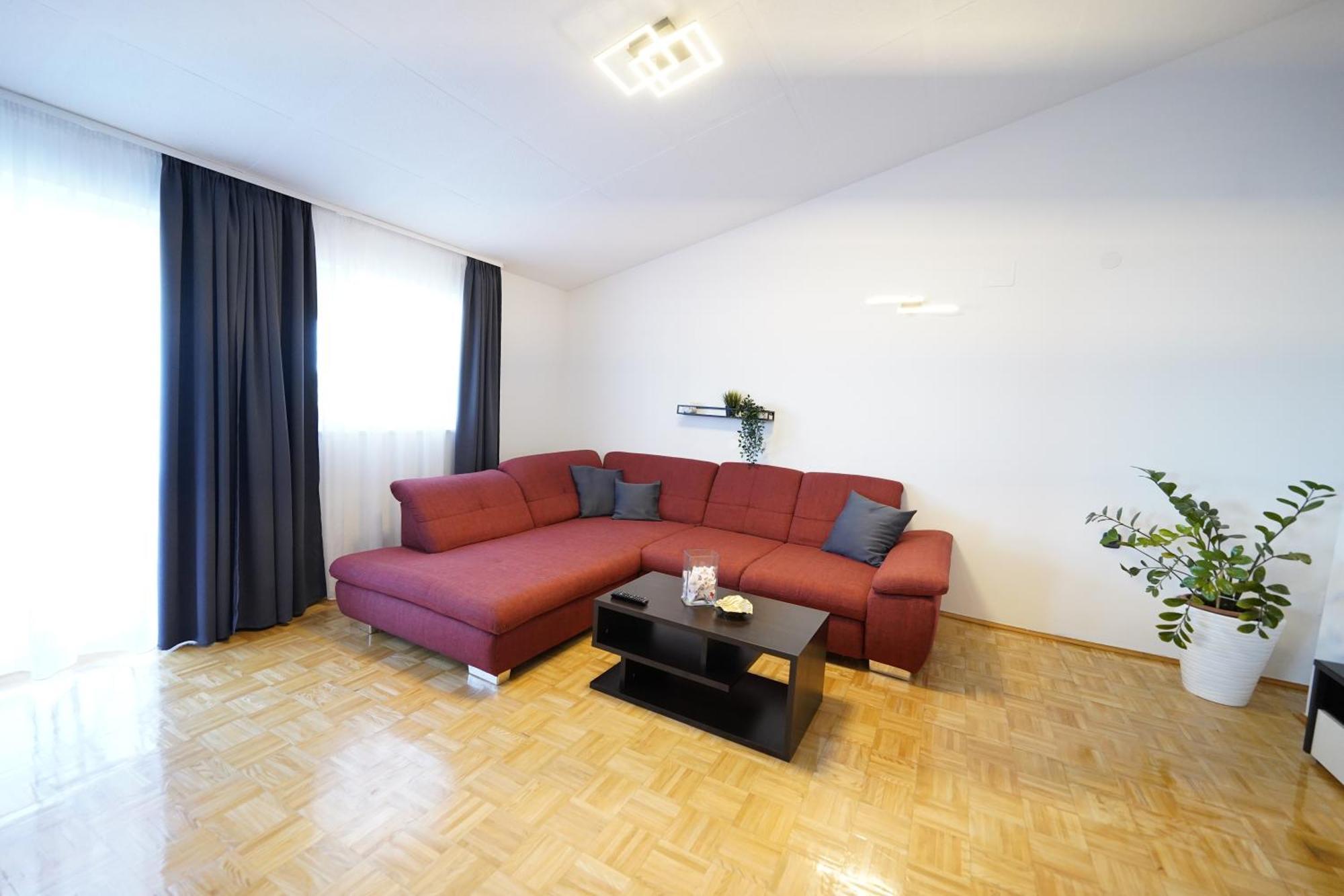 Apartments Loncar-Near Zrce Beach Novalja Buitenkant foto